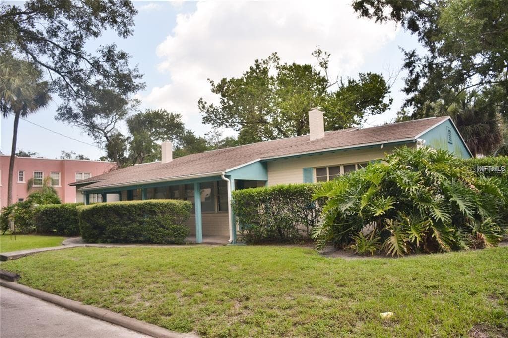 2303 S CLEWIS COURT UNIT B TAMPA, FL 33629