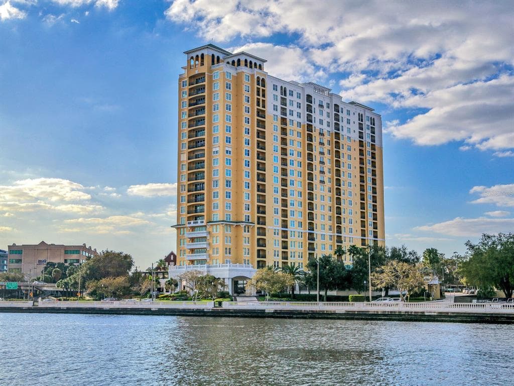 345 BAYSHORE BOULEVARD UNIT 1709 TAMPA, FL 33606
