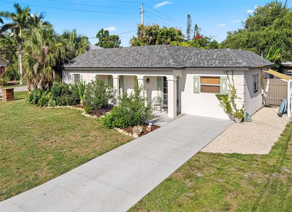 416 TRACY CIRCLE