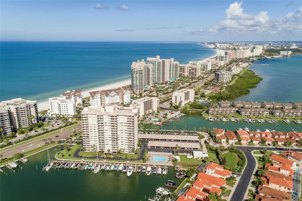 1621 GULF BOULEVARD UNIT 303 CLEARWATER, FL 33767