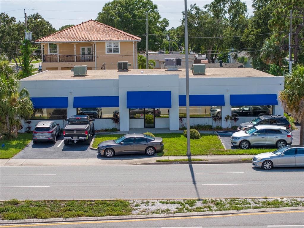8440 4TH STREET N ST PETERSBURG, FL 33702