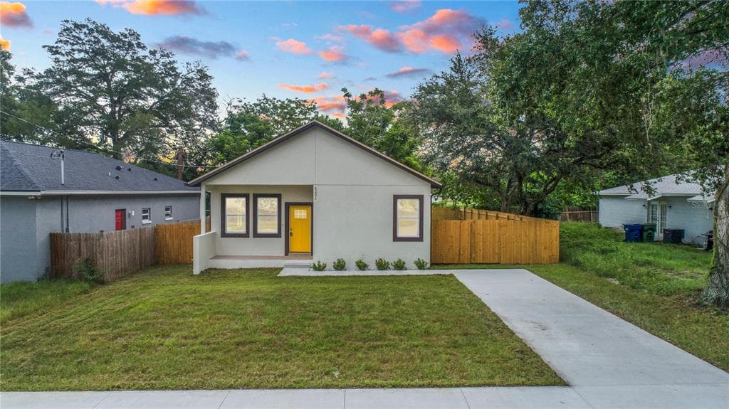 5201 N 44TH STREET TAMPA, FL 33610