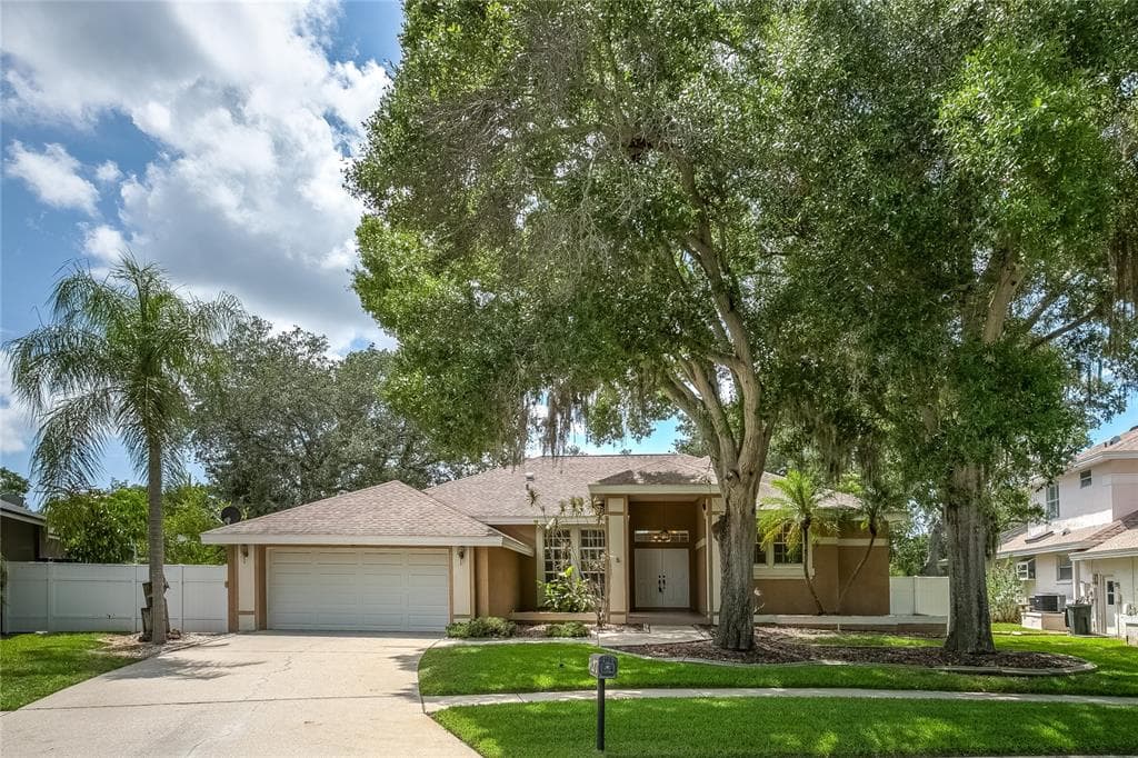 3127 SHORELINE DRIVE