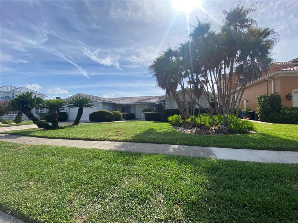 3950 VERSAILLES DRIVE
