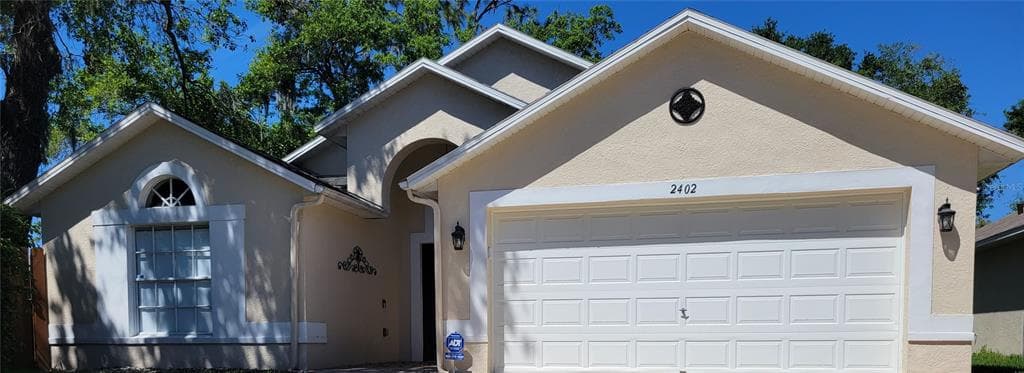 2402 CLARESIDE DRIVE