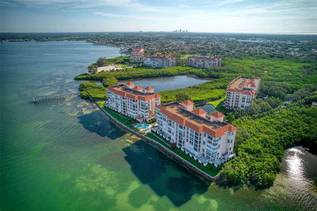 4830 OSPREY DRIVE S UNIT 505 ST PETERSBURG, FL 33711