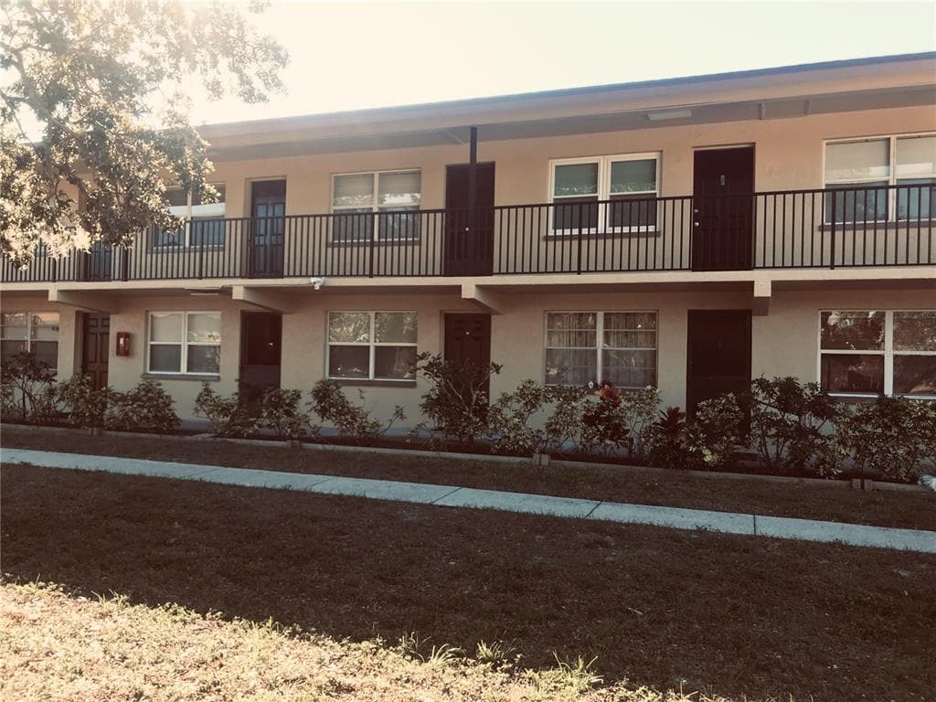 2501 HARN BOULEVARD UNIT H34 CLEARWATER, FL 33764