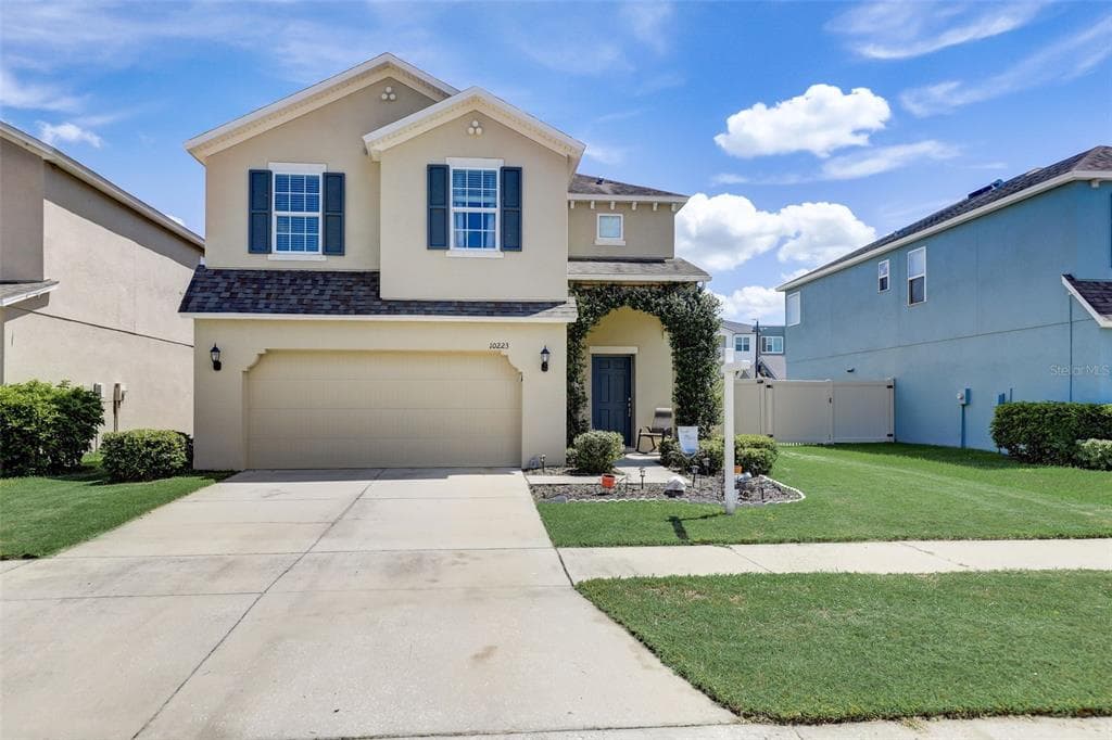10223 NEWMINSTER LOOP RUSKIN, FL 33573