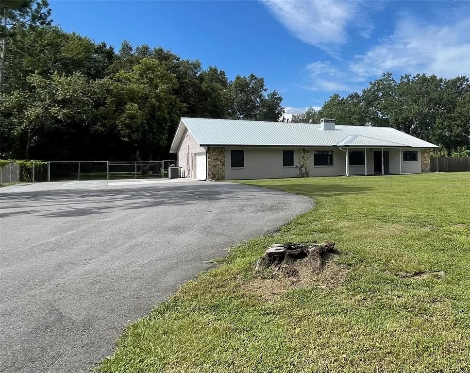 34320 APPALOOSA TRAIL WESLEY CHAPEL, FL 33543