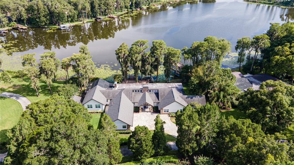 1002 BALLINGER ROAD LUTZ, FL 33548