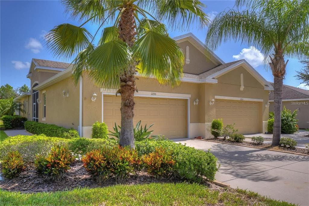 2255 OAKLEY GREEN DRIVE UNIT 25 SUN CITY CENTER, FL 33573