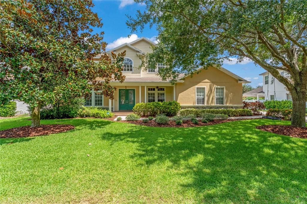 14745 LAKE MAGDALENE CIRCLE TAMPA, FL 33613