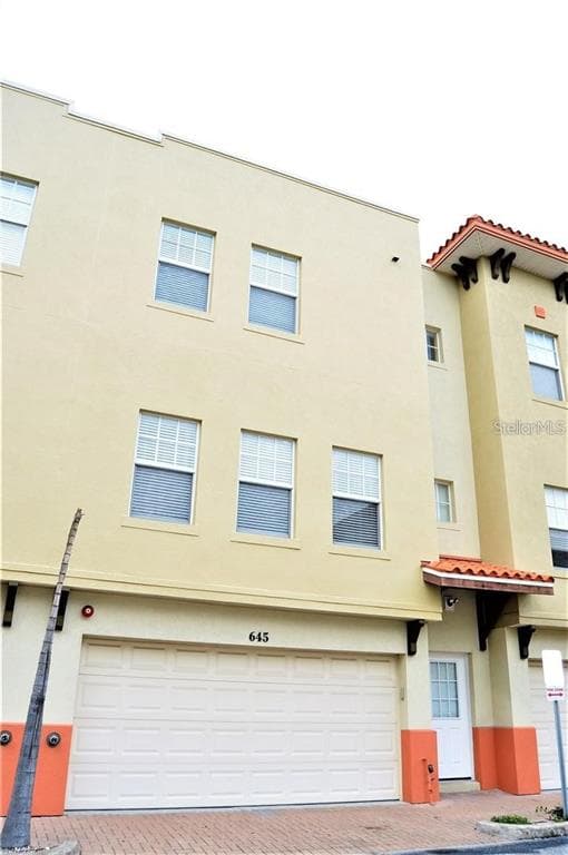 645 SIREN WIND LANE