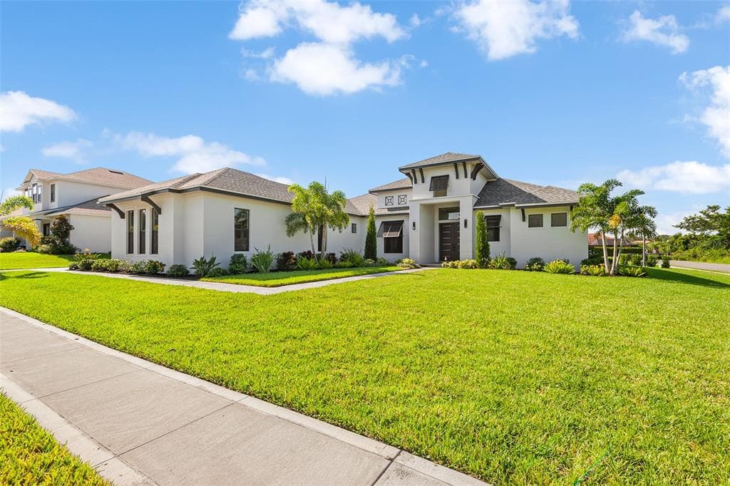 1551 EAGLE RIDGE COURT LAKELAND, FL 33813