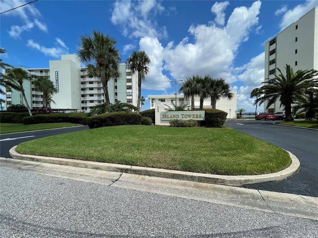 200 WOODETTE DRIVE UNIT 505A DUNEDIN, FL 34698
