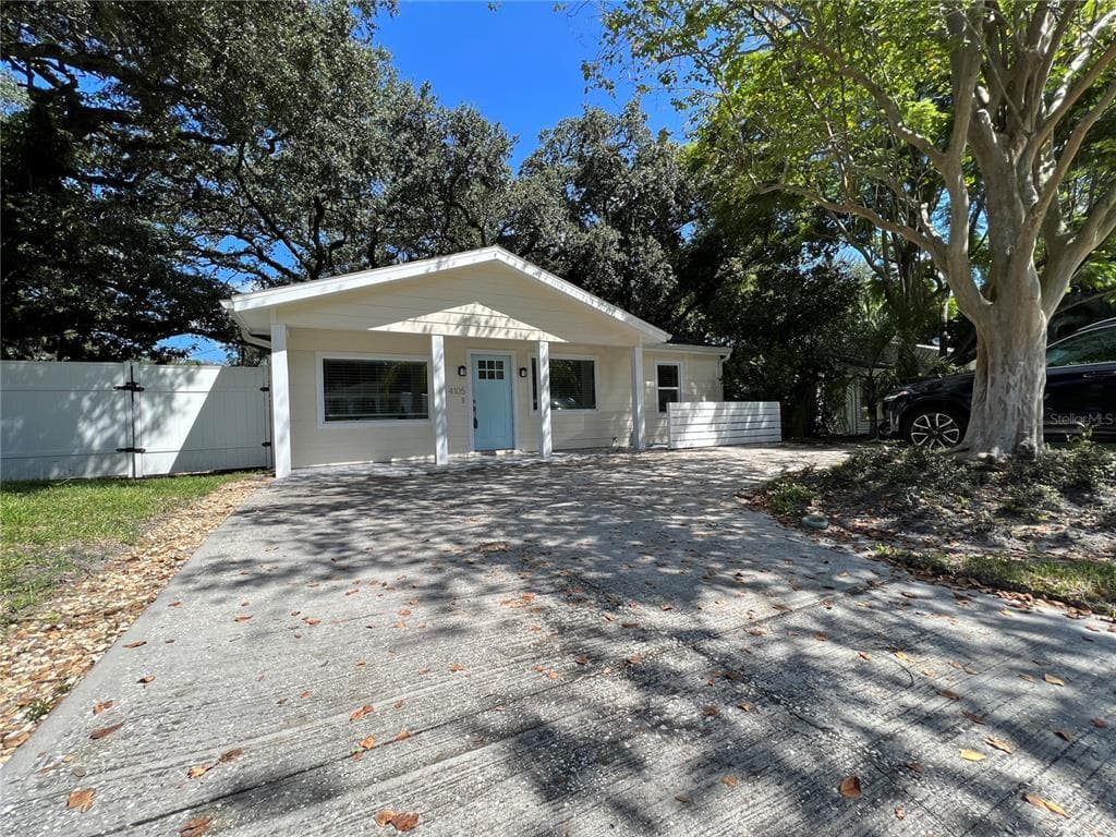 4105 W AZEELE STREET TAMPA, FL 33609