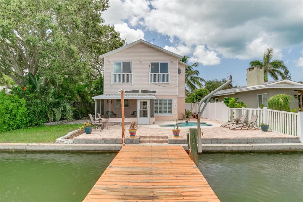 310 BAHIA VISTA DRIVE INDIAN ROCKS BEACH, FL 33785
