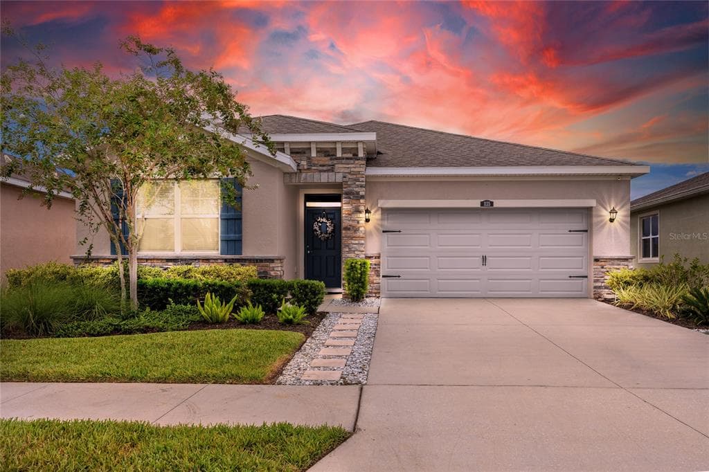 1135 PIPESTONE PLACE