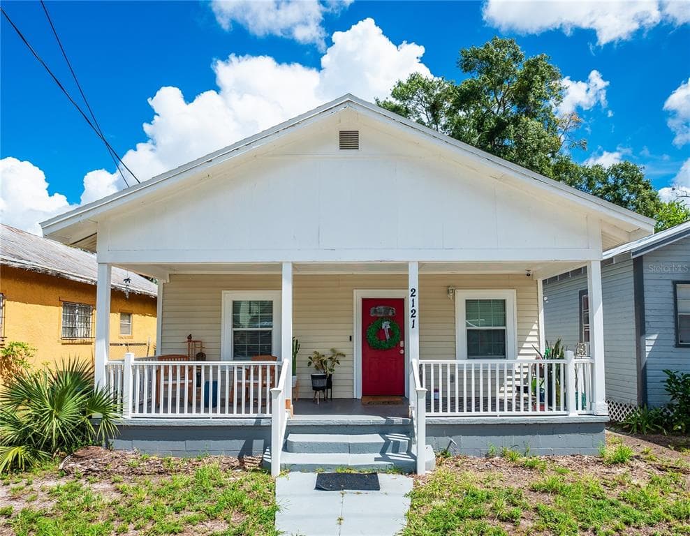 2121 W CHESTNUT STREET TAMPA, FL 33607