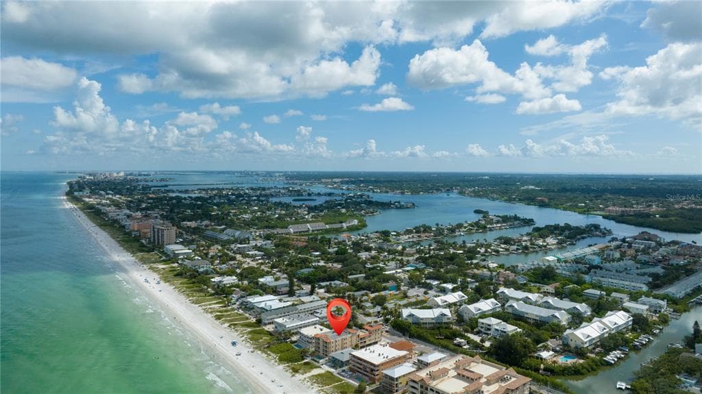 616 GULF BOULEVARD UNIT C300 INDIAN ROCKS BEACH, FL 33785
