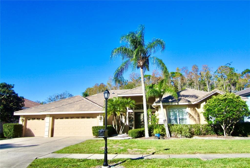 1538 LOCKMEADE PLACE