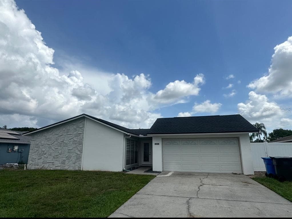 8503 WOODBRIDGE BOULEVARD TAMPA, FL 33615