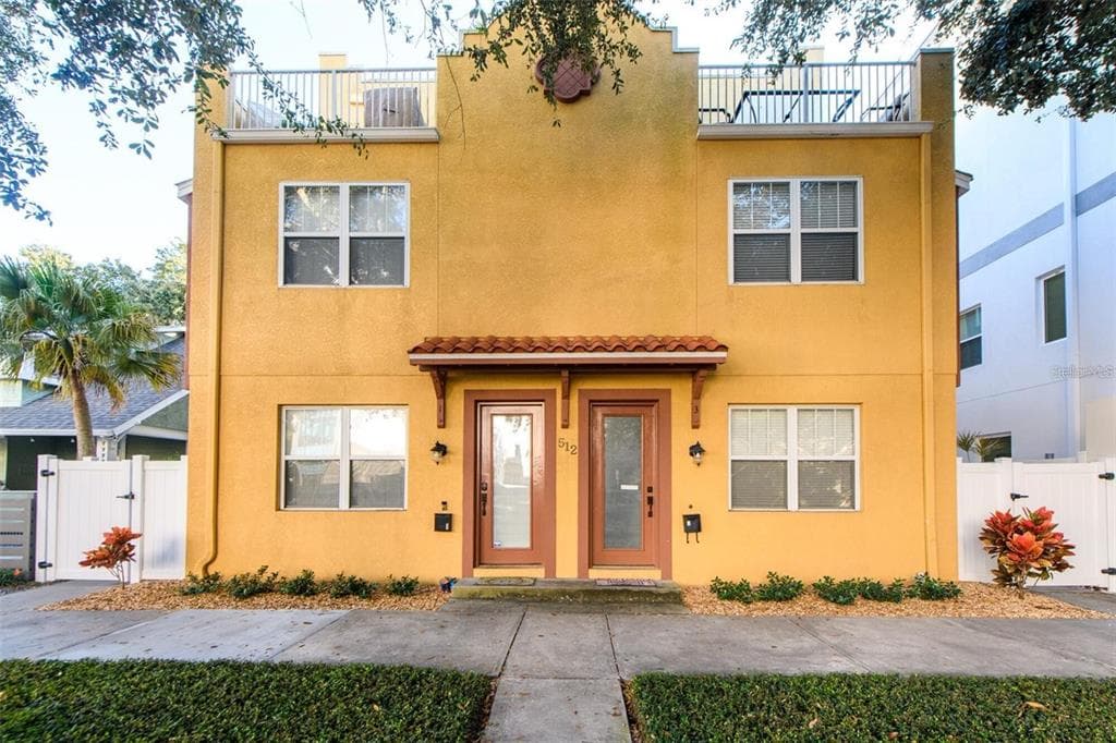512 4TH AVENUE S UNIT 2