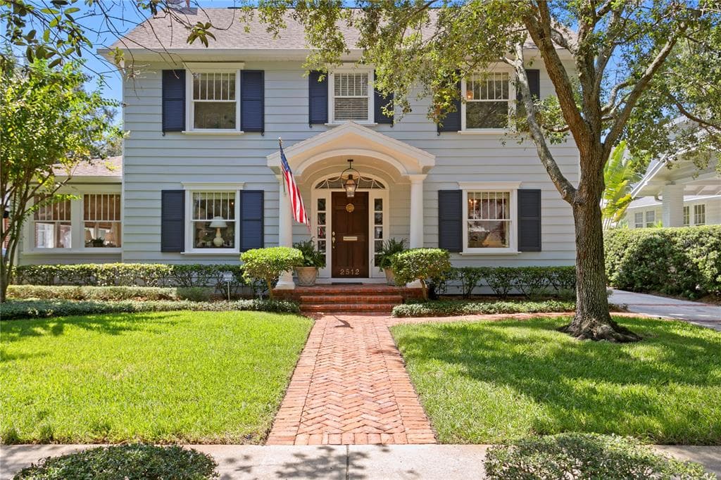 2512 W SUNSET DRIVE TAMPA, FL 33629