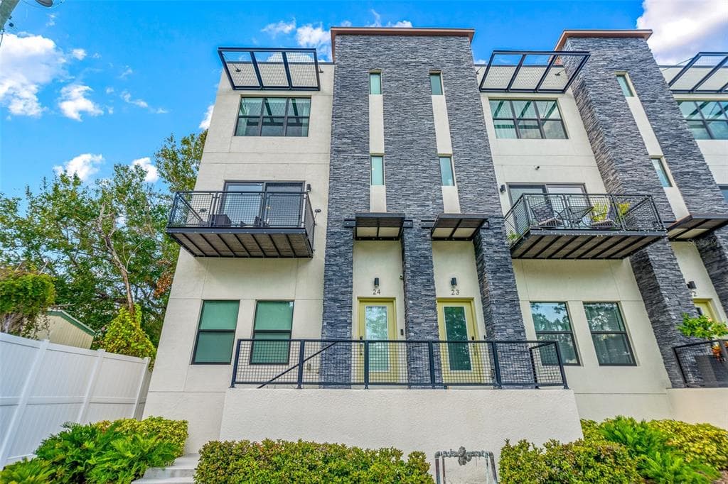 4810 W MCELROY AVENUE UNIT 24