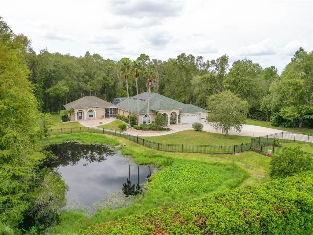 24406 OAKS BOULEVARD LAND O LAKES, FL 34639