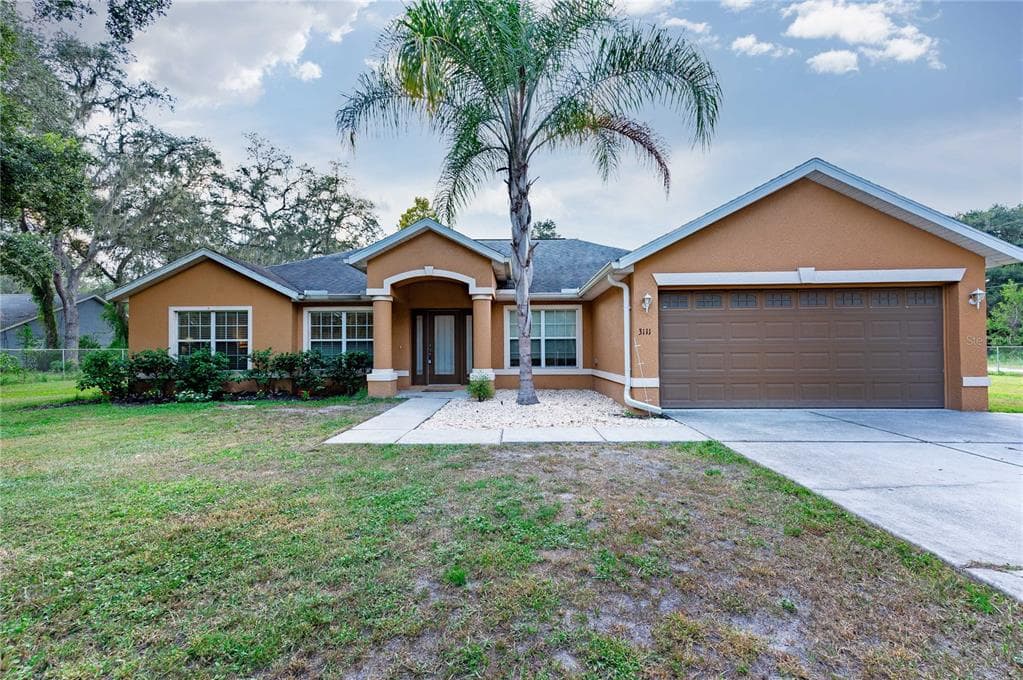 3111 MAZIE DRIVE ZEPHYRHILLS, FL 33541