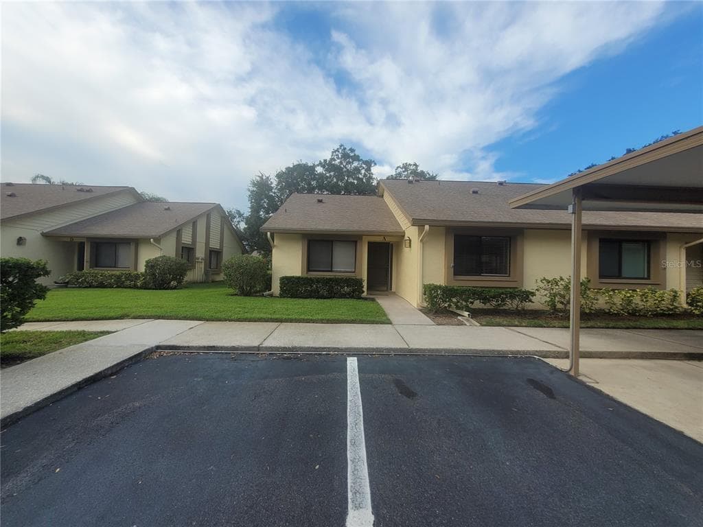 2506 OAKLEAF LANE UNIT 25A