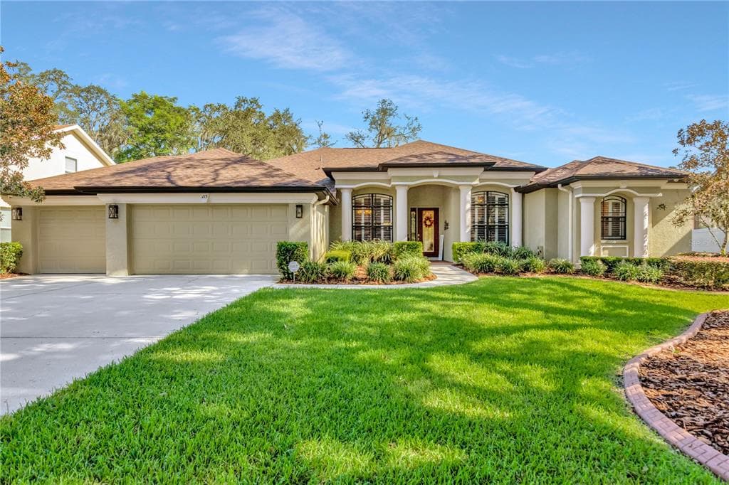 115 FALLING WATER DRIVE BRANDON, FL 33511