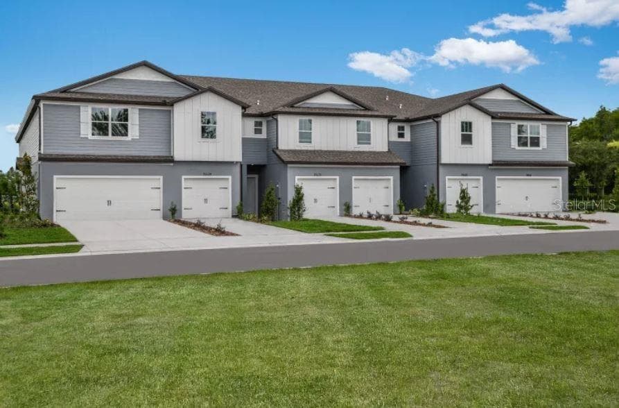 5377 ELMVIEW CROSSING WESLEY CHAPEL, FL 33545
