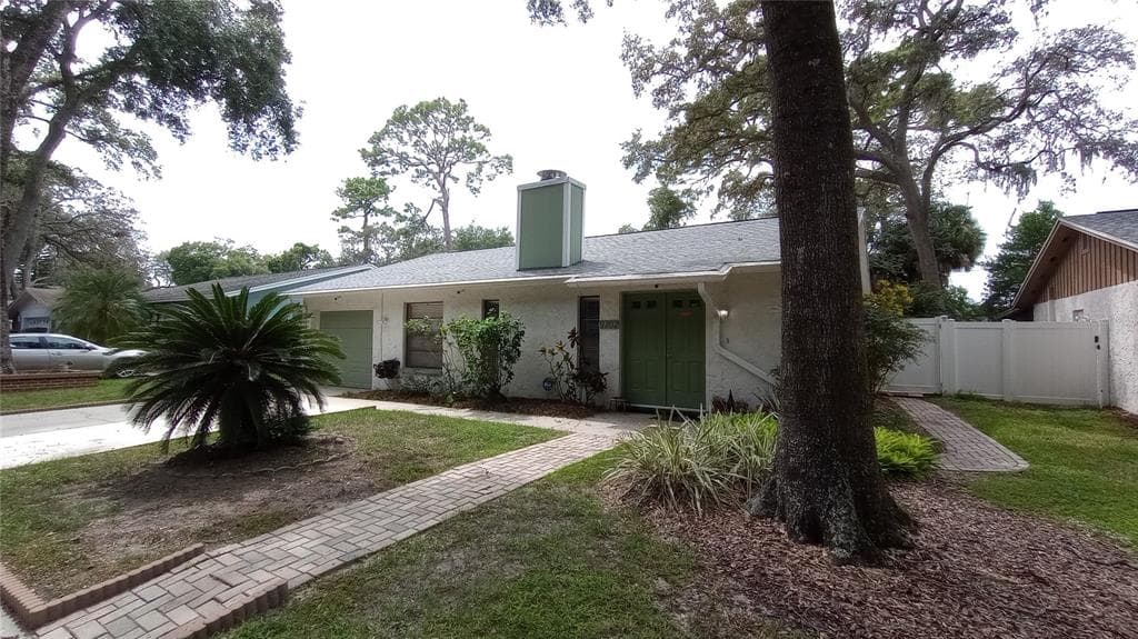9702 HIDDEN OAKS CIRCLE