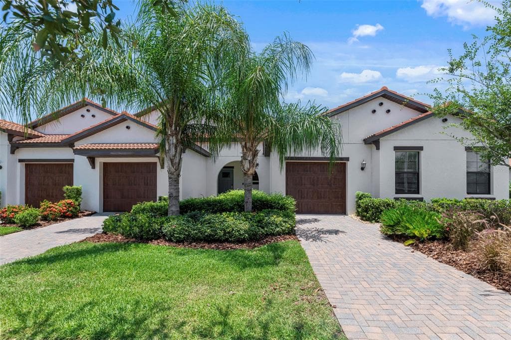 17334 HOLLY WELL AVENUE WIMAUMA, FL 33598