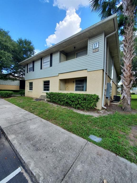 231 THORN TREE PLACE BRANDON, FL 33510