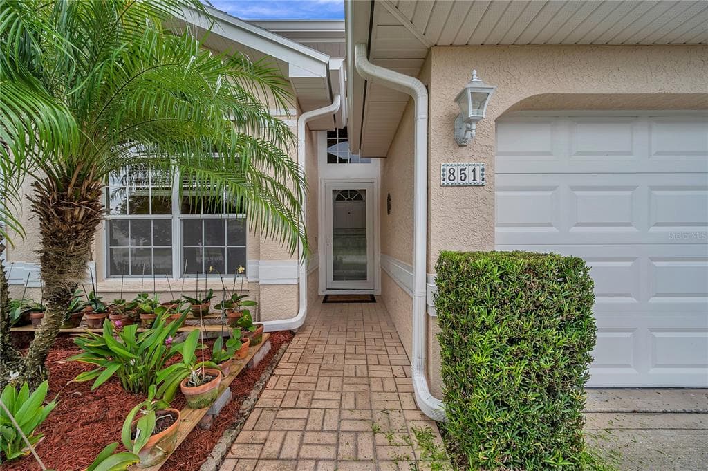 851 MICHELE CIRCLE DUNEDIN, FL 34698