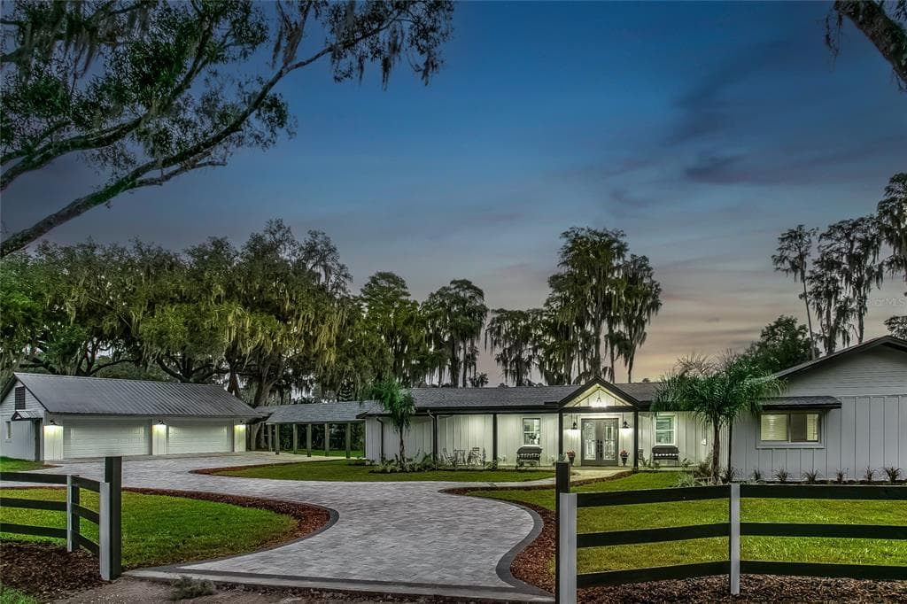 12201 GARDEN LAKE CIRCLE ODESSA, FL 33556