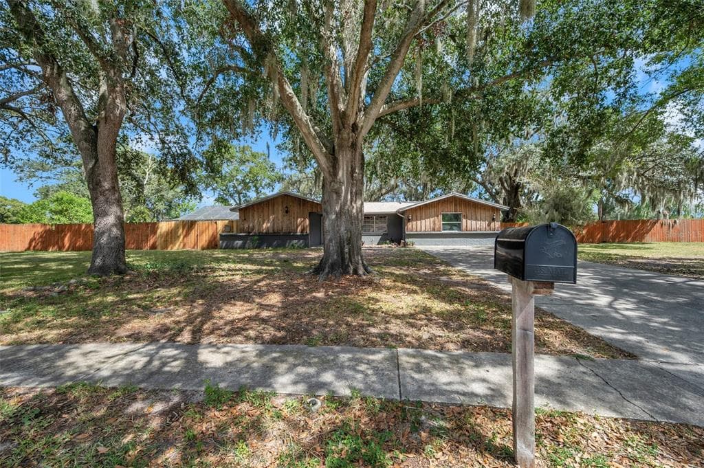 3212 ANDORRA DRIVE HOLIDAY, FL 34690