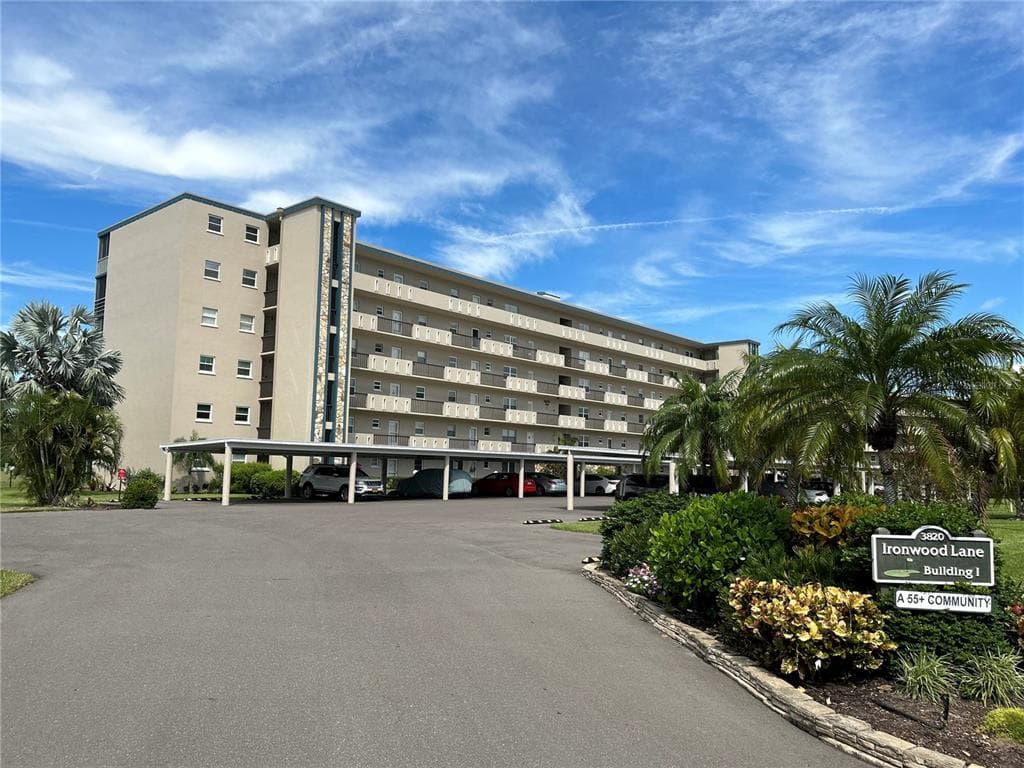 3840 IRONWOOD LANE UNIT 501H BRADENTON, FL 34209