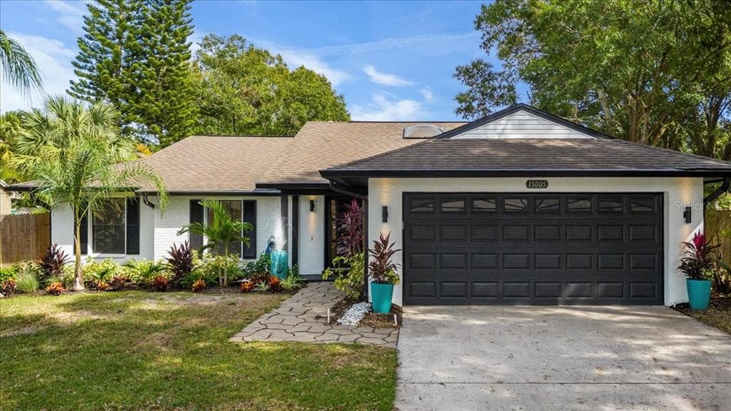 15005 SUNGLOW COURT
