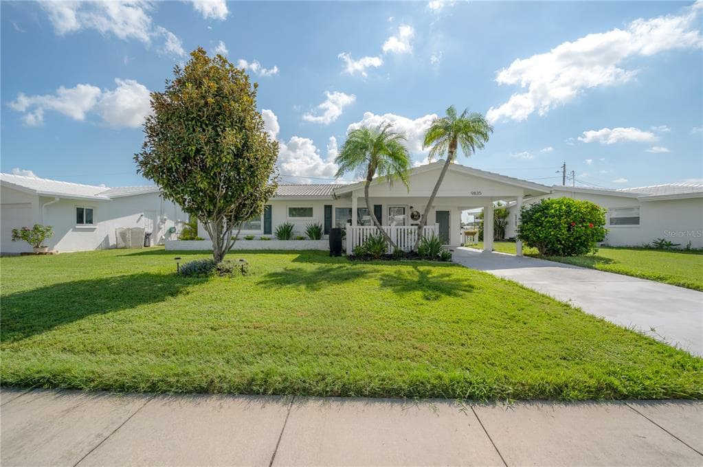 9835 MAINLANDS BOULEVARD W PINELLAS PARK, FL 33782
