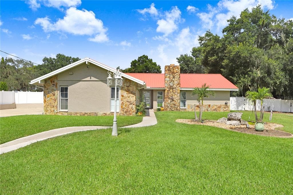 1610 BATES STREET BRANDON, FL 33510