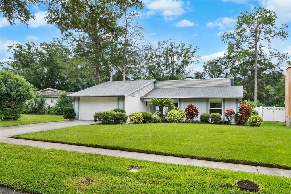 4607 GLENSIDE CIRCLE