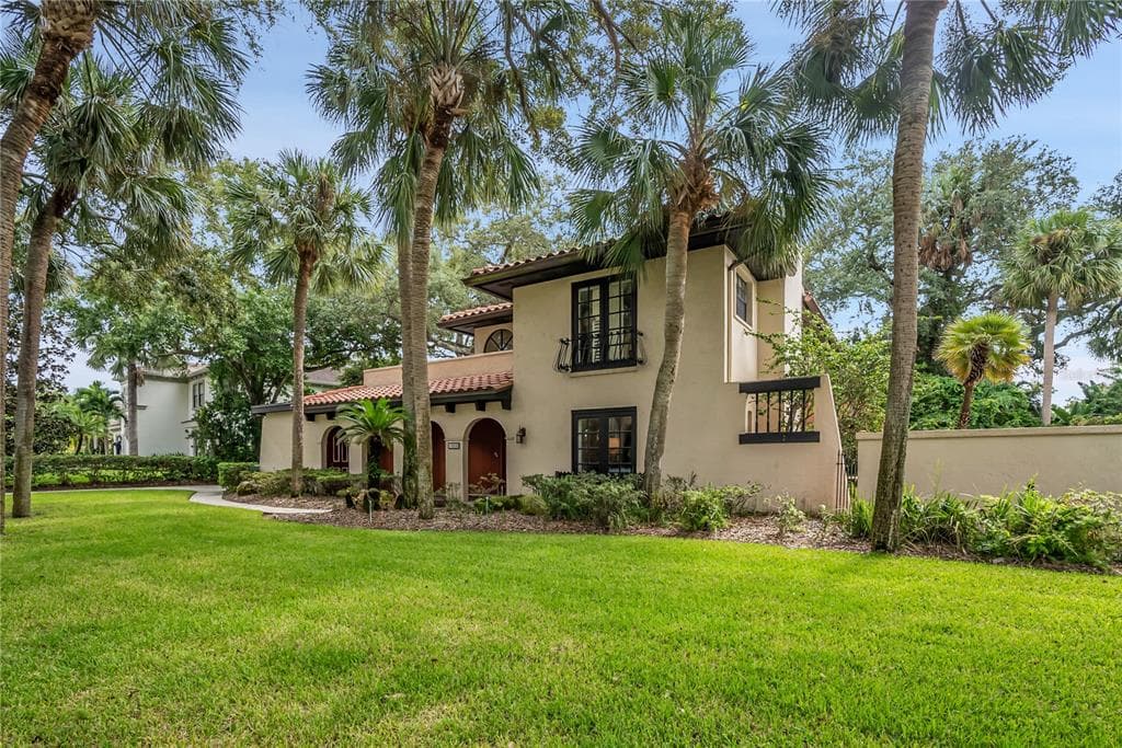 1608 CULBREATH ISLES DRIVE TAMPA, FL 33629