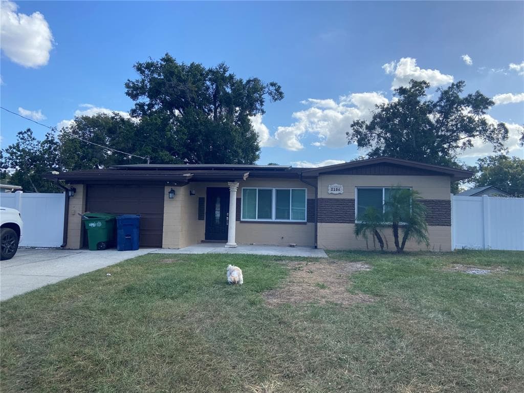 2106 W CLUSTER AVENUE TAMPA, FL 33604