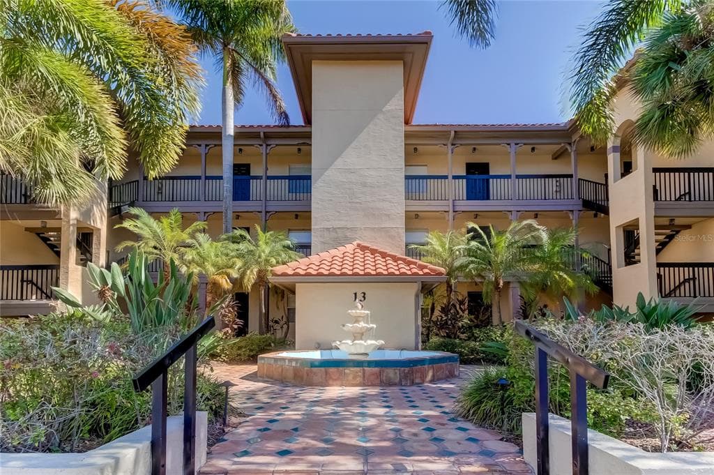 2400 FEATHER SOUND DRIVE UNIT 1312 CLEARWATER, FL 33762