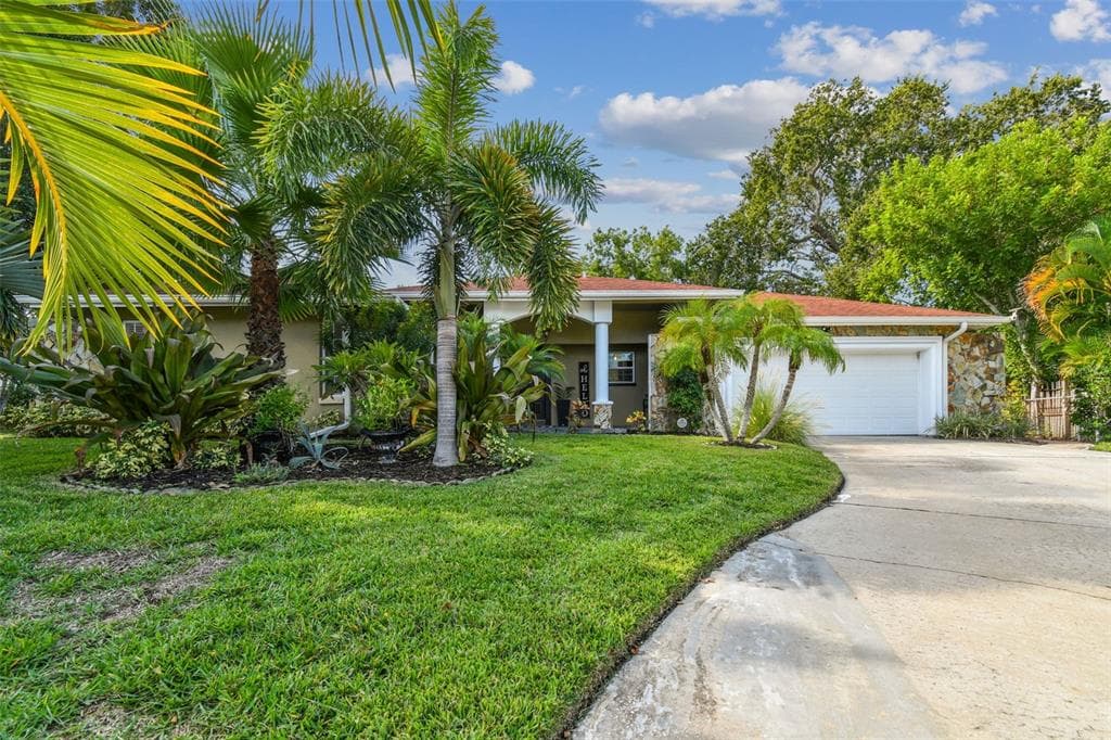 3350 OVERLOOK ROAD LARGO, FL 33770