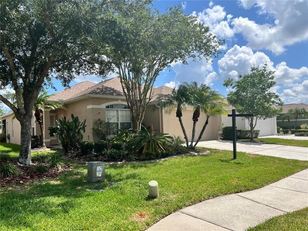 2918 BANYAN HILL LANE